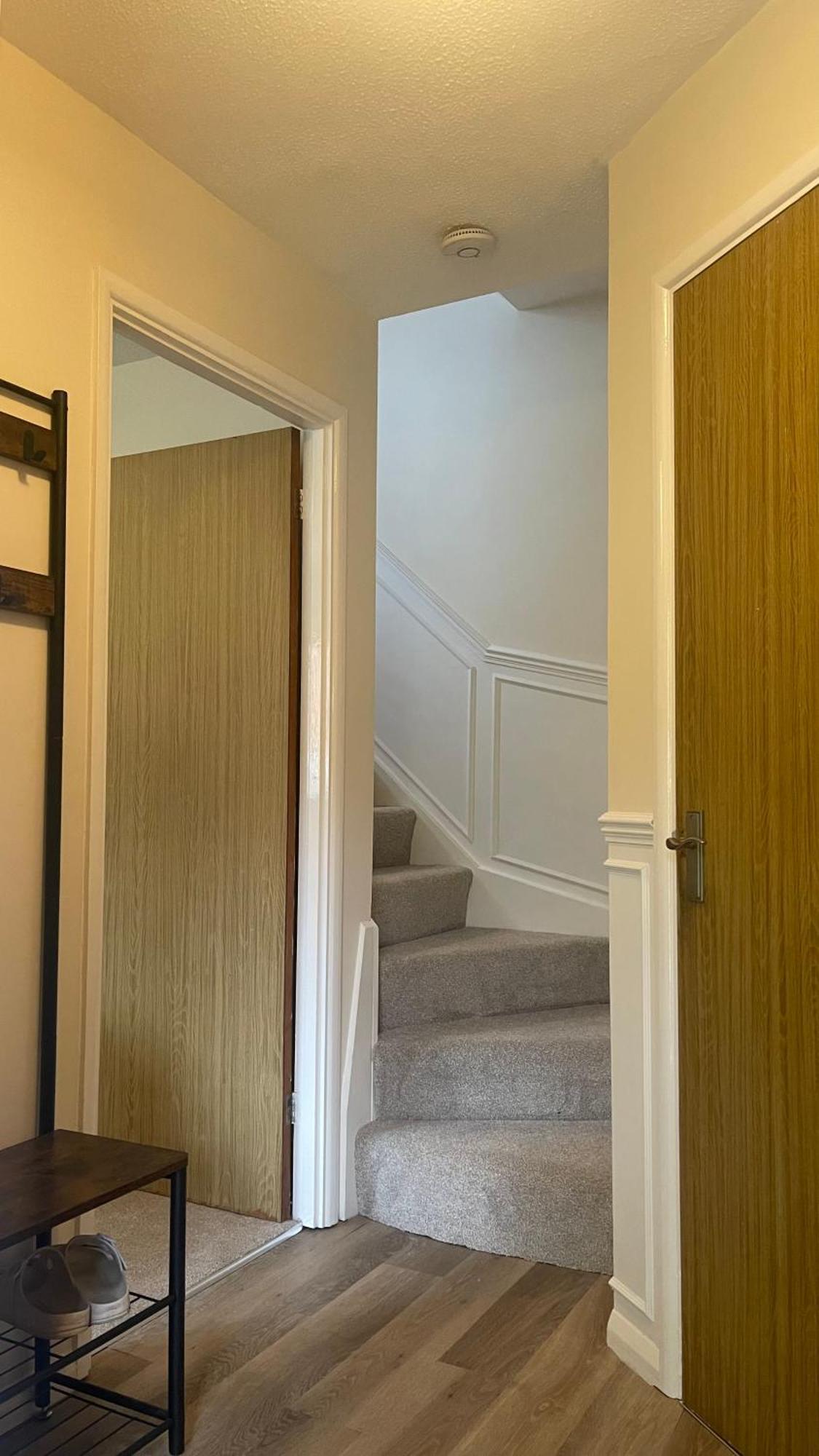 Entire Home With Private Entrance Earley Extérieur photo